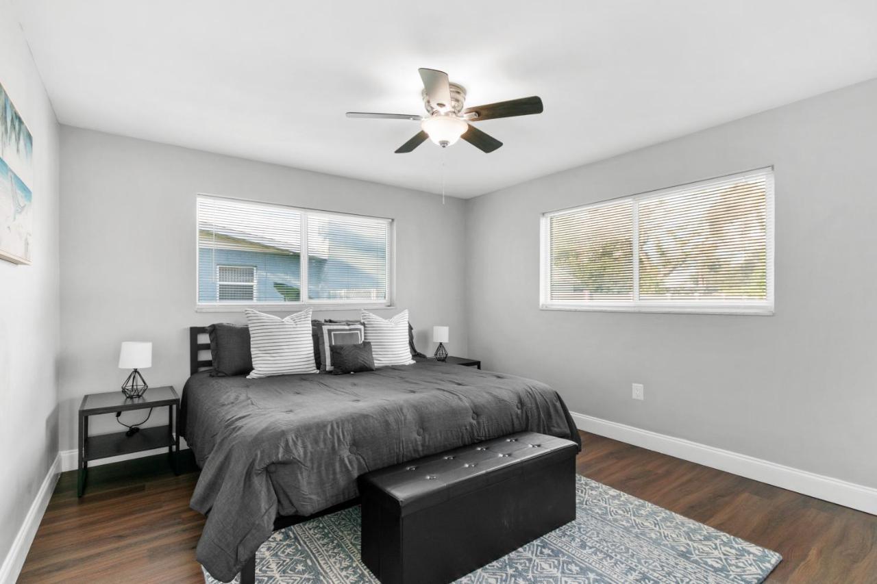 Modern Specious Paradise. Heated Pool And Holiday home Bradenton